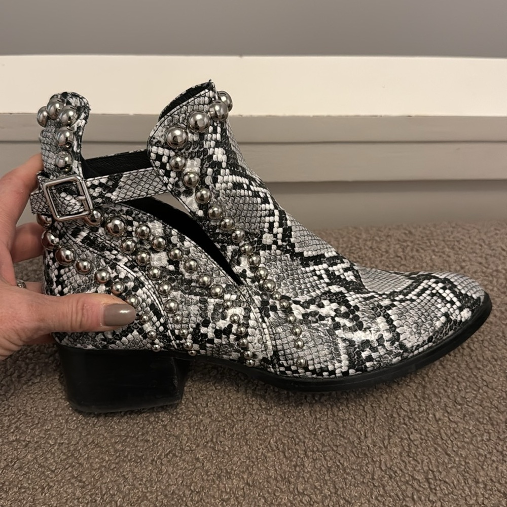 Jeffrey Campbell Snakeskin studded booties - Picture 2 of 6